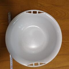 【無料でお譲りします】洗面器（中古）の画像