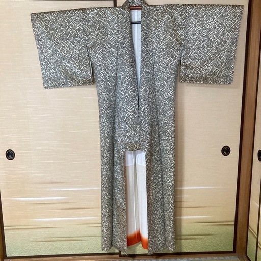 着物　小紋　袷　しつけ糸付き　未使用品