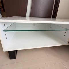 ホワイトテレビ台の画像