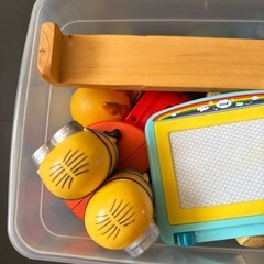 おもちゃ箱色々の画像