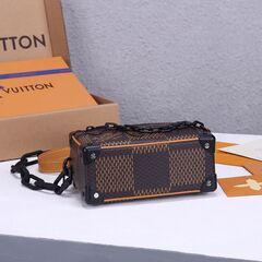 ルイヴィトン ダミエ ジャイアント(LVスクエアード) ミニ ソフトトランク N60394 ショルダーバッグの画像