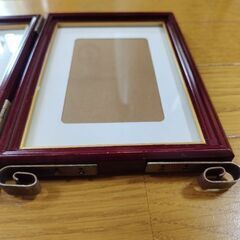 【無料でお譲りします】レトロな写真立ての画像