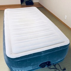 INTEX シングルサイズエアーベッド2台セットの画像