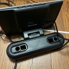 車用　ヘッドレスト部取り付けモニターの画像