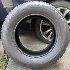 4本 225/ 60r16 ブリジストン BLIZZAK vrx2　スタッドレス　お近くまでお持ちします！の画像
