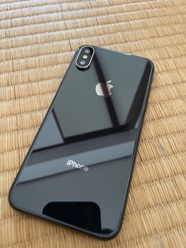 【8/19まで限定出品】 iPhone X 256GB 付属品とおまけ付き