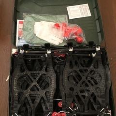 まもなく削除します！自動車タイヤチェーンの画像