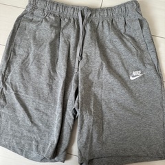 新品DC &NIKEハーフパンツ【XL】
の画像