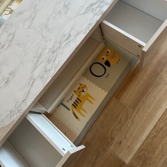 テレビ台の画像