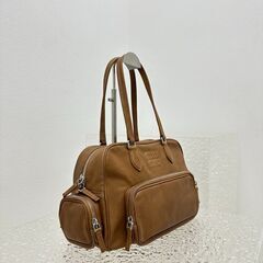 MIU MIU/ミュウミュウ ナッパレザー トップハンドルバッグ  ブラウンの画像