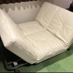 ソファーベッドの画像