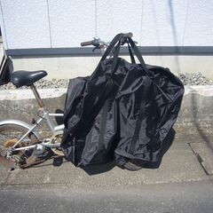 サビ多い　折りたたみ自転車　６段ギア　専用バック付の画像