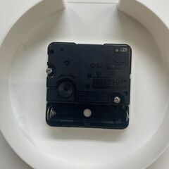 中古品 壁掛け時計 丸型 単三電池必要 アナログ時計 動作確認済みの画像