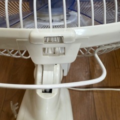 壁掛け扇風機の画像