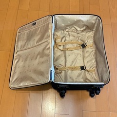 DAKS スーツケースの画像