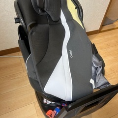チャイルドシート　コンビの画像