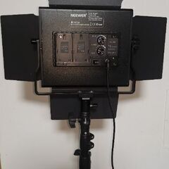 Neewer NL660 LED 動画撮影 ビデオライトの画像