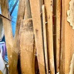 【無料】木材　DIY材料　長物　長さ150から180ほど　古材の画像