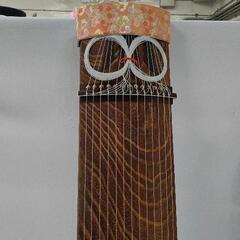0813-413 琴 カバー付きの画像
