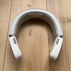 ネッククーラー＆ヒーター 扇風機機能付の画像
