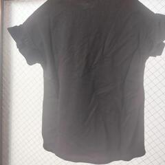 130cmGU フリルTシャツ黒　の画像