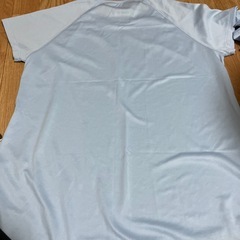 GU アクティブ　Tシャツ　２枚セットの画像