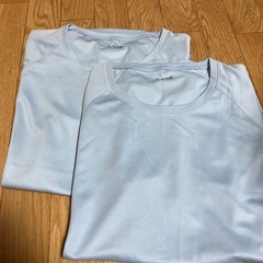 GU アクティブ　Tシャツ　２枚セットの画像