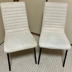 2人用ダイニングテーブルセットの画像