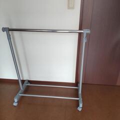 パイプハンガーの画像