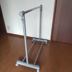 パイプハンガーの画像