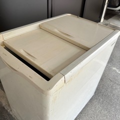 【お取引中】サンヨー　冷凍庫の画像