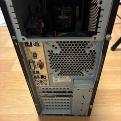 かつてデスクトップPCだったものの画像