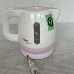 ティファール 電気ケトル BF802 0.8L 1250W ピンク 動作確認済 電気湯沸器 T-fal APRECIA キッチン家電 湯沸かし ① Y2069の画像