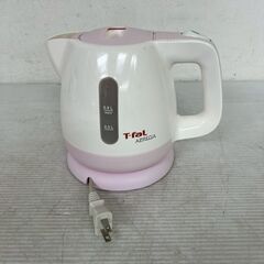 ティファール 電気ケトル BF802 0.8L 1250W ピンク 動作確認済 電気湯沸器 T-fal APRECIA キッチン家電 湯沸かし ① Y2069の画像