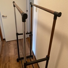 洋服かけ(サビ有り)の画像