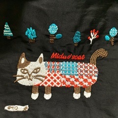 ★ 刺繍された猫柄 ハンドバックとショルダーの2way クロスボディバッグ 未使用 ★の画像