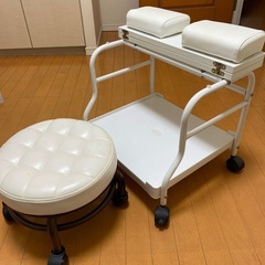 ネイルフット台　チェア　フットバス(保温付き)3点セット
の画像