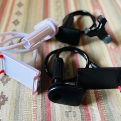 美品⭐︎多機能スマホホルダー3つセット　調整可能なクランプ付　ベッドサイド＆デスク用スタンド　滑り止めスポンジパッド付きで撮影にも最適の画像