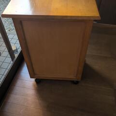 収納家具の画像