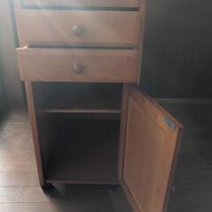 収納家具の画像