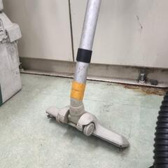 問い合わせ多く対応できません。日曜日渡し。パワー落ちてます。マキタ集塵機の画像