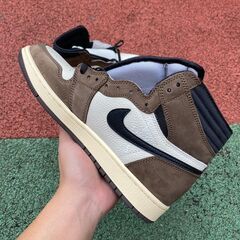 TravisScott×Air Jordan1 RETRO HIGH OG TS SP エアジョーダン1 スニーカーの画像