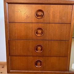 アメリカンビンテージ家具　リビングチェストの画像
