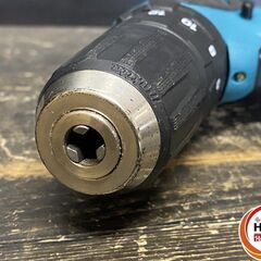 【引き取り限定】【中古品】makita マキタ HP330DZ 充電式震動ドライバドリル 10.8V(差込) 最大穴あけ能力:コンクリート8mm 最大トルク:22N･m ※本体のみの画像