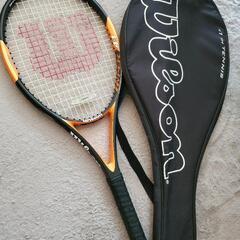 Wilsonテニスラケットの画像