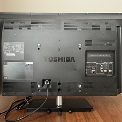 東芝　REGZA 液晶テレビ　32V型の画像