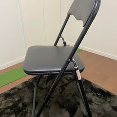 背付き折畳み椅子の画像