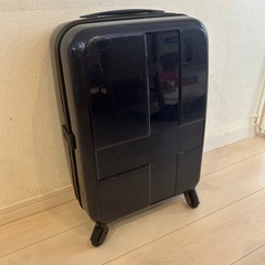 innovator キャリーケースの画像