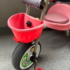 手押し棒付き三輪車の画像