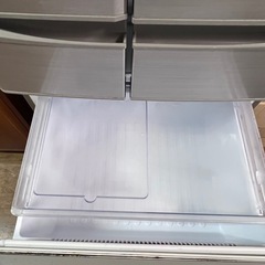 シャープ冷蔵庫　の画像
